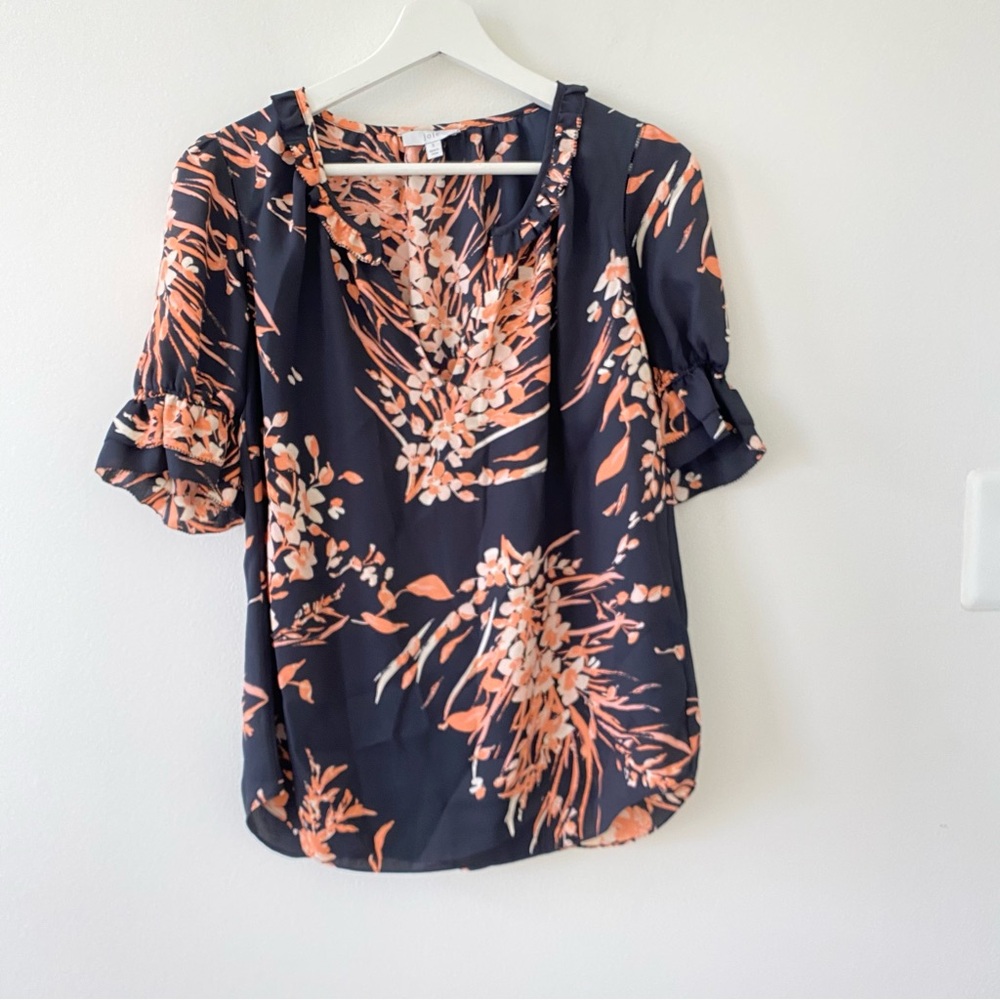 Joie Women’s Floral Short Puff Sleeve Open Split Neck Top